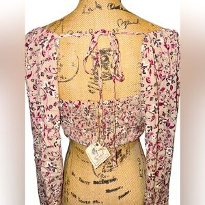 Taupe/Mauve Ruched Front Floral Cropped Stretch & Tie Backless Blouse